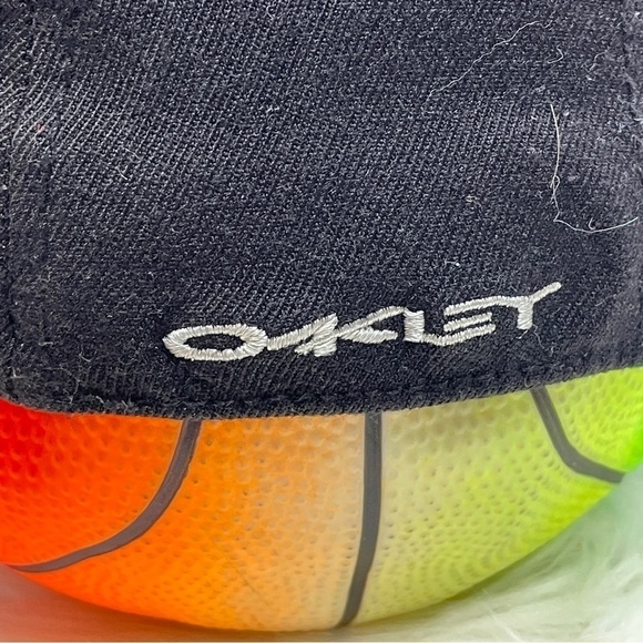 Oakley small A-flex patented baseball cap - Picture 6 of 14